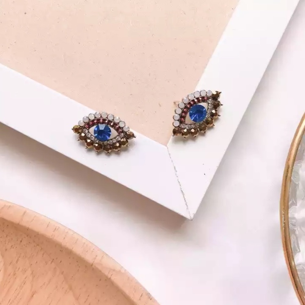 Evil Eye Minimalist Stud Earrings - Picture 4 of 8